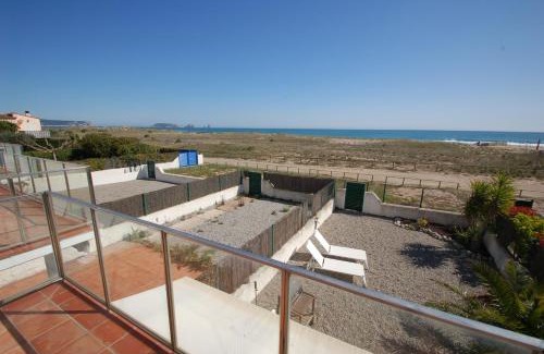 Mas Pinell House | Family-Friendly Les Dunes 6060 with Pool Access