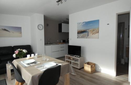 Le Crotoy Apartment | Guest Rated: Les Dunes Blanches - Family-Friendly Retreat