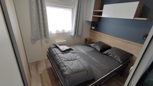 Saint-Julien-en-Born Resort | Oceanfront Escape at Les Dunes de Contis - Rated 9/10