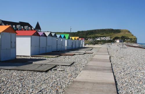 Criel-sur-Mer Apartment | Charming Les Embruns Studio Near the Beach, Rated 9/10