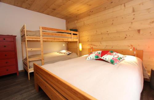 Chateau-d'Oex Apartment | Discover Les Erables: Family-Friendly Getaway with Pool