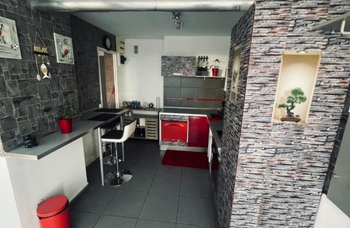 Bron Apartment | Child-Friendly Retreat at LES ESSARTS T2 - Guest Rated 9.7
