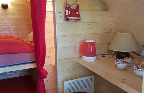 Planquery Resort | Discover Les Etangs de Planquery: Family-Friendly Retreat