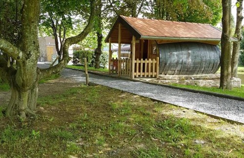 Planquery Resort | Discover Les Etangs de Planquery: Family-Friendly Retreat