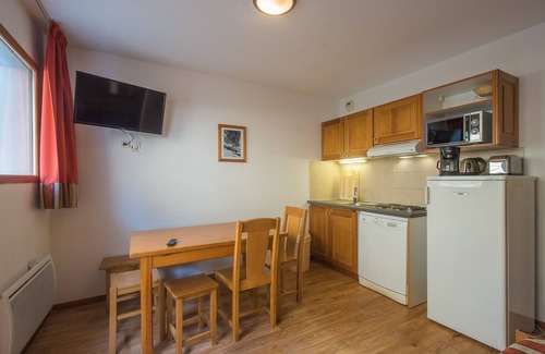 Orcieres-Merlette House | Discover Les Etoiles d'Orion – Family & Pet Friendly Retreat