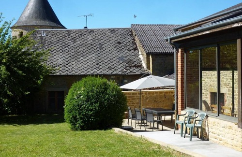 L'Echelle House | Top-Rated Les Faisiaux - L'Echelle: Pet & Child Friendly