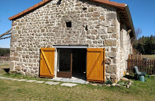 Montregard House | Experience Les Fayettes: Oceanfront Escape with Pool Access