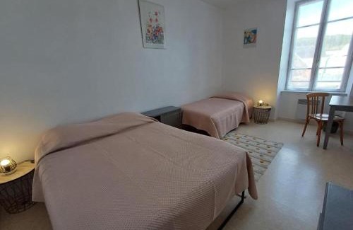 Ville-Sous-la-Ferte House | Discover Les Volets Rouges du Moulin: Rated 10/10 Family Getaway