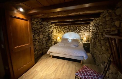 L'Estrechure House | Experience Oceanfront Comfort at Les Gîtes de l'Abric