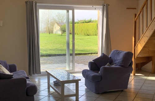 Juignac House | Discover Les Gîtes de Yanaely « Libie » with Private Pool