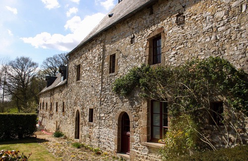 Vautorte Cottage | Relaxing Retreat at Les Gîtes du Domaine de la Cour
