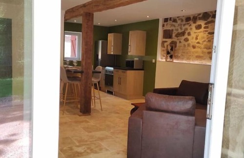 Lacapelle-Marival Cottage | Experience Les Gîtes du Mas de Roujou: 10/10 Guest Rated Escape