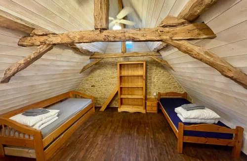 Montignac House | Discover Les Gîtes du Fraysse: Oceanfront Bird Paradise
