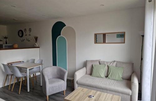 Gasny House | Les G