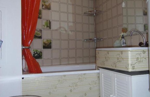 Greoux-les-Bains Apartment | Pet-Friendly Retreat at Les Garrigues with Top Ratings