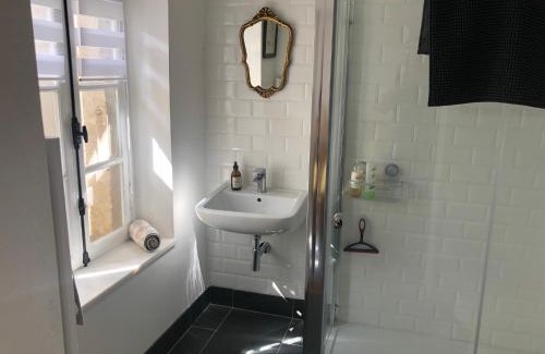 Pere Bed & Breakfast | Oceanfront Retreat at Les Geais – Rated 8.9/10!