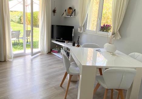 Fontaine-Sous-Jouy House | Discover Les Genêts: Family-Friendly Stay with 9.7 Rating