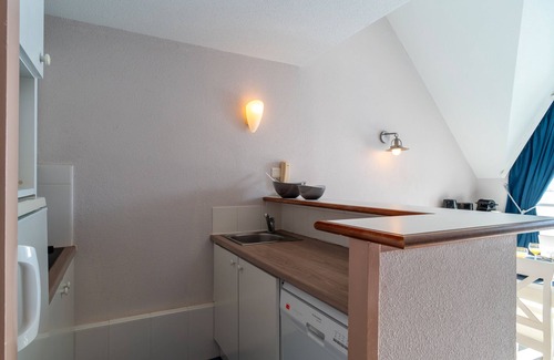 Benodet Apartment | Coastal Escape at Les Glénans - Ocean View Duplex Retreat