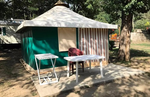 Pont d'Herault House | Relaxing Stay at Camping les Gorges de l'Hérault with Spa