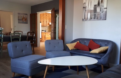 Mimizan Villa | Inviting Les "grands" Rossignols - Steps from the Ocean