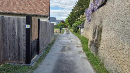 Joue-les-Tours Bed & Breakfast | Oceanfront Escape at Les Granges de l'Épan - Rated 9.2/10