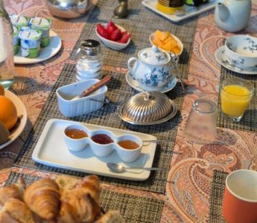 Joue-les-Tours Bed & Breakfast | Oceanfront Escape at Les Granges de l'Épan - Rated 9.2/10
