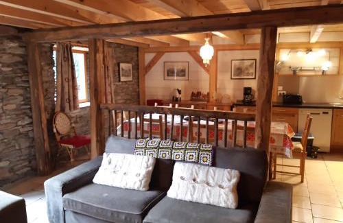 Antignac House | Delightful Stay at Les Granges de la Fontaine: 4-Star Comfort