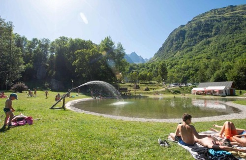 Saint-Colomban-des-Villards Apartment | Discover Les Hameaux de la Perrière: Pet-Friendly Retreat