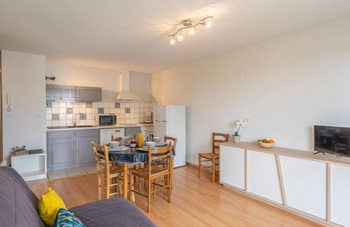 Vaux-sur-Mer Apartment | Relax at Les Hautes Folies with Pool and Ocean Views