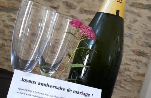 Martel Bed & Breakfast | Experience Les Hauts de Bagadou: 4-Star Oceanfront Retreat