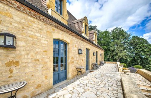 Vitrac House | Experience Elegance at Les Hauts de Chaunac - Le Manoir
