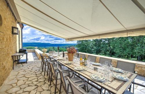 Vitrac House | Experience Elegance at Les Hauts de Chaunac - Le Manoir