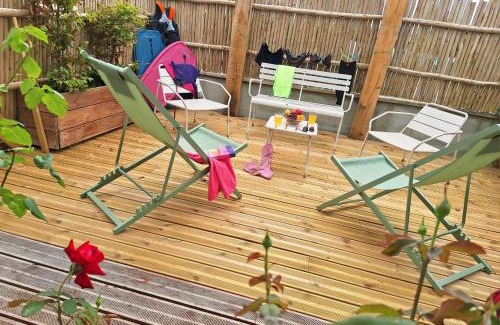 Saint-Come-de-Fresne House | Seaside Serenity at Les Heures Tranquilles - Steps to Beach