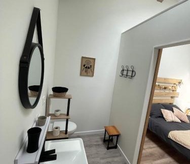 Avanton Bed & Breakfast | Family-Friendly Escape at Les Iris - Chambre Chêne, 9.8 Rated