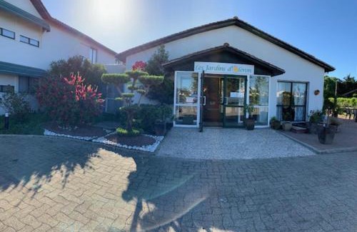 Saint-Pierre-d'Oleron Hotel | Experience Les Jardins d'Oléron: Oceanfront Retreat Awaits