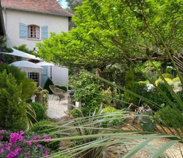 Lussan House | Gorgeous Les Jardins de Gaston: Oceanfront Bliss Awaits