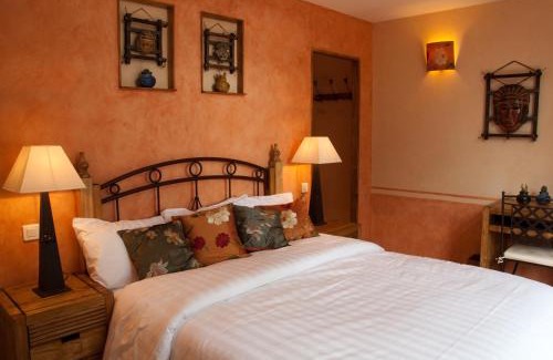 Tarare Bed & Breakfast | Discover Les Jardins de l'Hacienda: Pool & Ocean Views