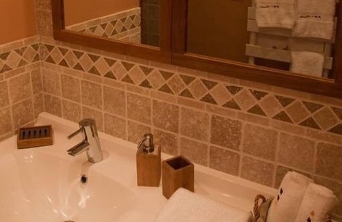 Tarare Bed & Breakfast | Discover Les Jardins de L'hacienda: 9.6/10 & Family-Friendly