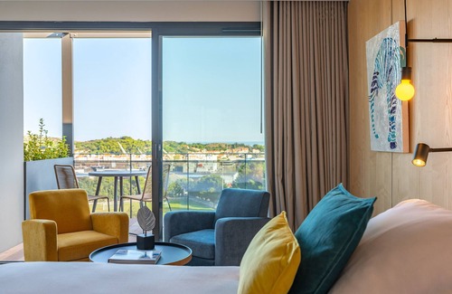 Port-Vendres Hotel | Discover Les Jardins du Cèdre: Pool, Spa & Family Fun