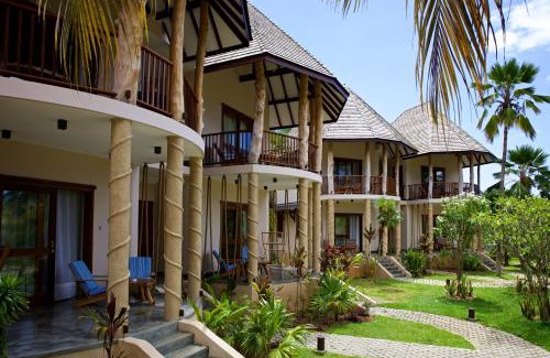 Praslin Island Hotel | Eco-Friendly Escape at Les Lauriers Hotel with Ocean Views