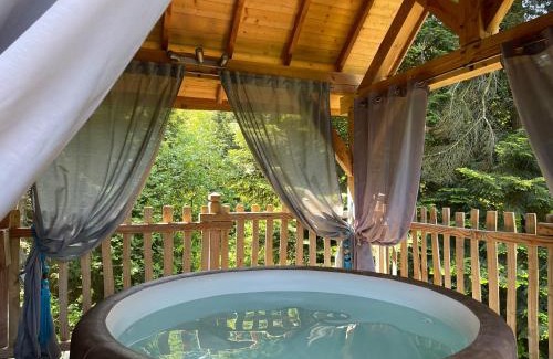 Larringes Hotel | Relax at Les Lodges de Babylone with Spa and Family Amenities