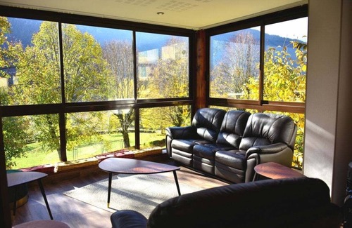 Valbonnais House | Discover Les Lodges: Pet-Friendly Retreat with Pool & Lake View