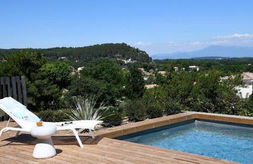 Villeneuve-les-Avignon Villa | Discover Les Loges en Provence "Villa Ventoux" - 4-Star Retreat