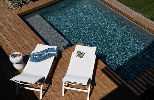 Villeneuve-les-Avignon Villa | Discover Les Loges en Provence "Villa Ventoux" - 4-Star Retreat