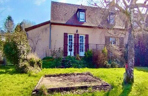Bourbon-Lancy House | Discover Les Longères de Belle Vue near PAL Park