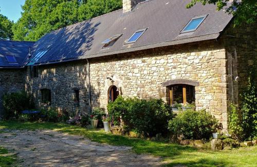 Brech Bed & Breakfast | Family-Friendly Retreat at Les Longères de Keridy