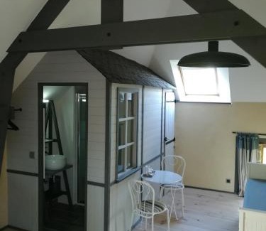 Brech Bed & Breakfast | Family-Friendly Retreat at Les Longères de Keridy