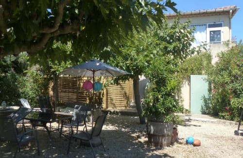 Argeliers House | Discover Les Mûriers: Family-Friendly Home with Garden