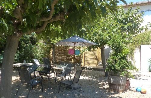 Argeliers House | Discover Les Mûriers: Family-Friendly Home with Garden