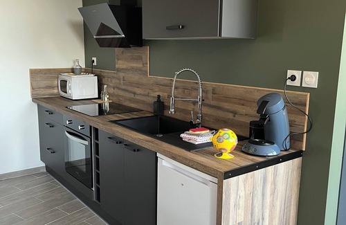 Saint-Didier-sous-Aubenas Apartment | Family-Friendly Getaway at Les Magnolias Daugustine